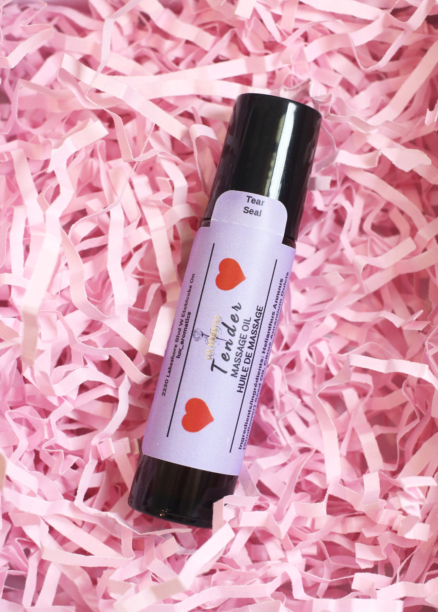 Tender - This magnetic synergy blend is formulated to promote relaxation & put you in a romantic mood. To Use: Roll on oil onto skin, massage to help relax your body & mind. Ingredients/Ingrédients: Helianthus Annuus (Sunflower) Seed Oil, Citrus Aurantium Dulcis (Orange) Peel Oil, Lavandula Angustifolia (Lavender) Oil, Santalum Album (Sandalwood) Oil Vanilla flavor, Citrus Grandis (Grapefruit) Peel Oil, Peach flavor. 1 oz 28 g