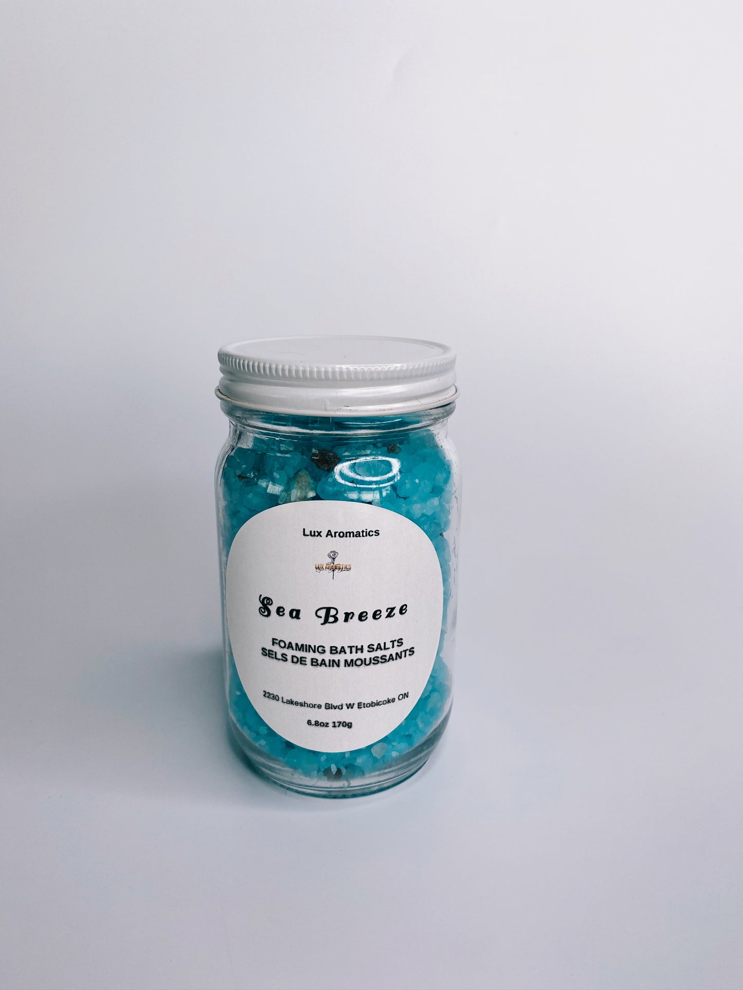 Sea Breeze - A luxurious foaming bath soak.  Our synergy blend is formulated to promote relaxation of the body and mind & to provide a sense of well-being!