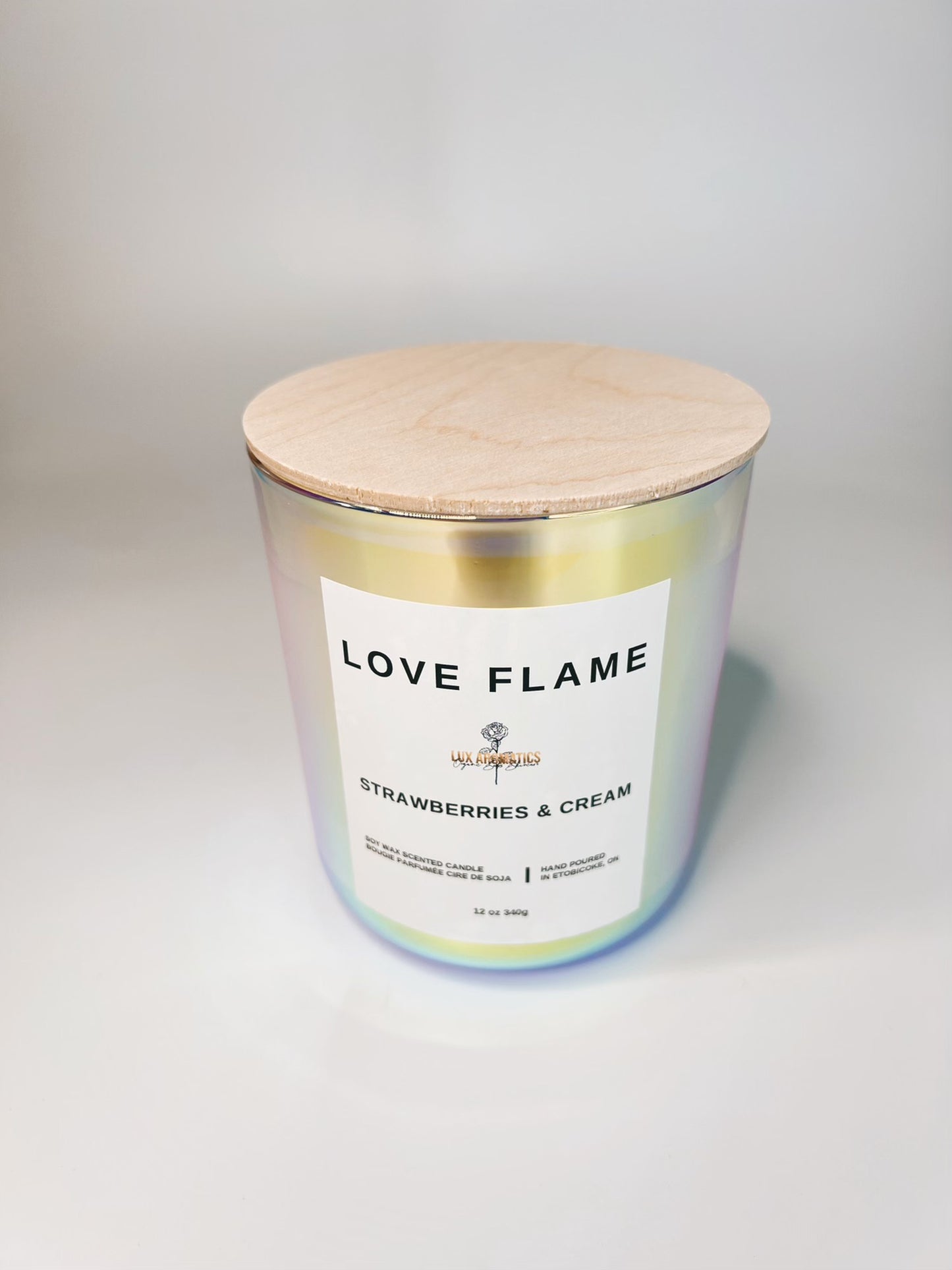 A gorgeous candle, wooden word wicks (LOVE), a beautiful fragrance that fills the room with the wonderful aroma of fresh strawberries & cake.  All natural soy wax, vegan, clean burning, non toxic, paraben & phthalate free.  Our best seller, perfect for Valentine's Day.